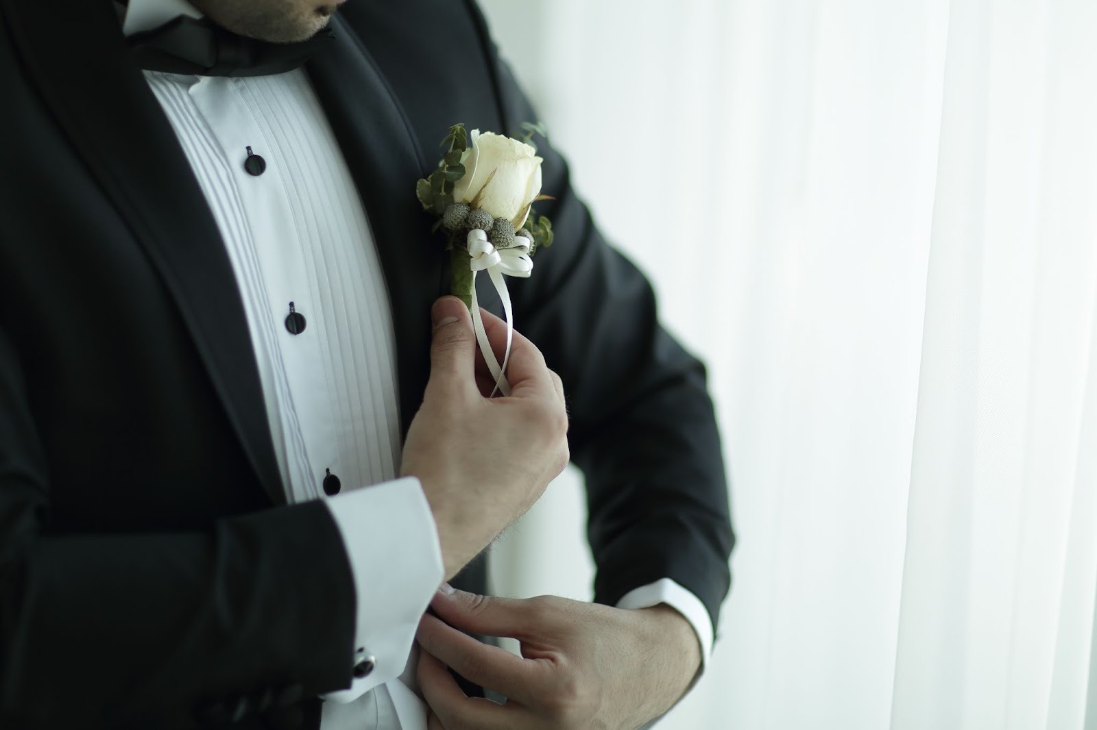 How to Choose the Perfect Wedding Suit or Tuxedo